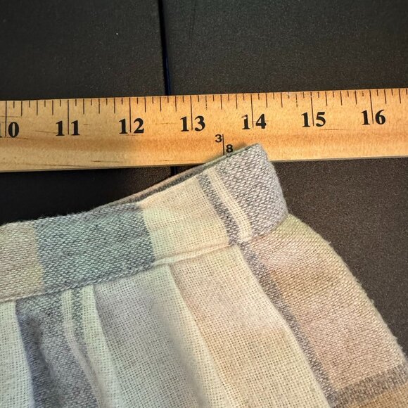 Vintage 80s White & Tan Plaid Wool-Blend Midi-Length Pleated Skirt, Size 13-14 - Picture 4 of 10